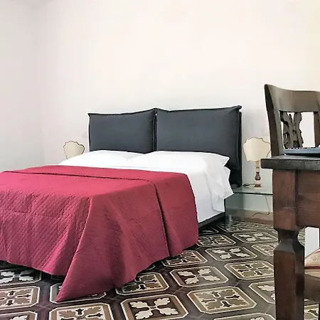 The Blue Lodge-cozy Flat Close To Piazza Del Campo Siena
