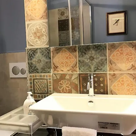 The Blue Lodge-cozy Flat Close To Piazza Del Campo *